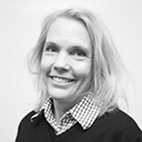 Porträtt av Lotta Svensson på marknad- och försäljningsavdelningen NA Svensson