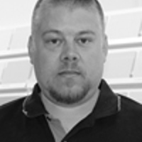 Porträtt av Johan Östman, säljare på NA Svensson Huddinge