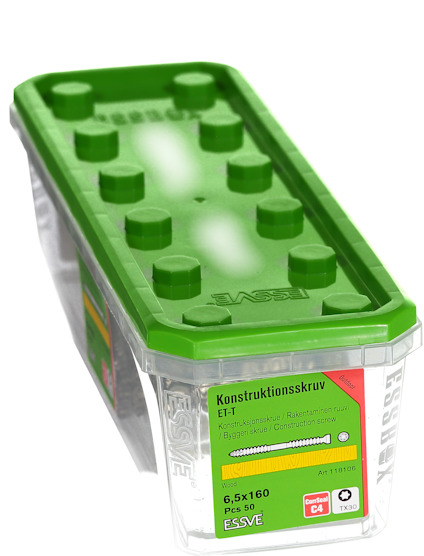 Grön plastbehållare med etikett för "Konstruktionsskruv", ETT, 6.5x160 mm, PCS 50.