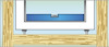 Illustration av en fönsterinstallation med träkarm och synliga fästskruvar.