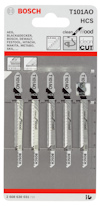 Förpackning med fem Bosch sågblad, modell T101AO HCS, för träbearbetning.