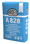 Blå förpackning med texten "ARDEX A828" och ord relaterade till väggspackel på flera språk, inklusive "Väggoppretningsmassa".
