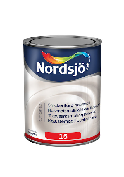 Burk med Nordsjö snickerifärg original halvmatt, etikett med färgglatt märke och text på flera språk.
