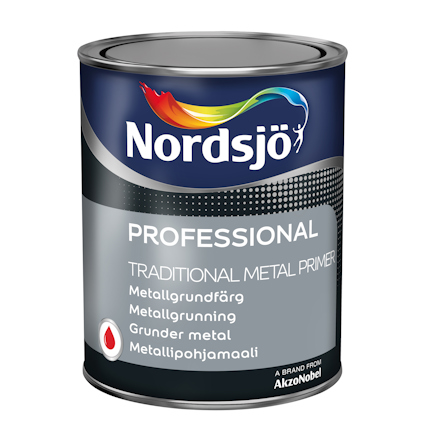 Burk med Nordsjö Professional Traditional Metal Primer och fler språk. Svart, röd och vit etikett.