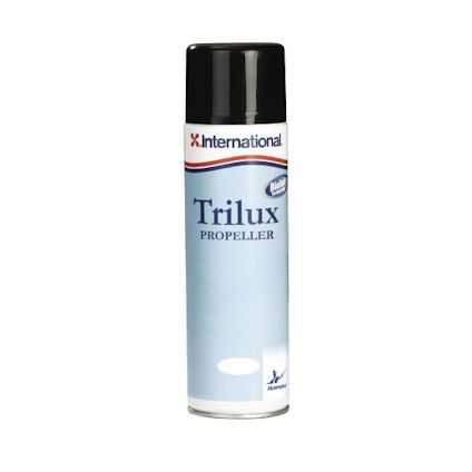Sprayburk med texten "International Trilux Propeller" på blå etikett.