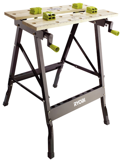 Hopfällbar arbetsbänk med träskiva, metallben och gröna plastklämmor. Märkt "RYOBI".