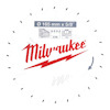 Vit cirkelsågklinga med röd Milwaukee-logotyp och teknisk text i blått.