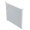 Vit avdelare med mesh-design, rektangulär form och två vertikala kanter.