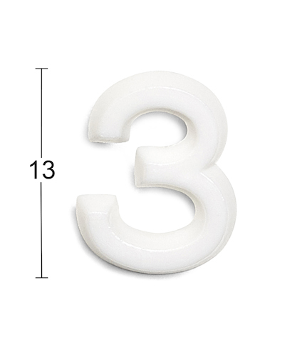 Vit siffra "3" med en höjd på 13 enheter syns mot en vit bakgrund.
