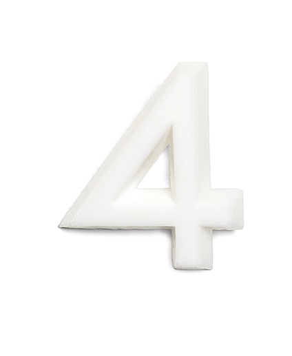 Vit siffra "4" i ett blockformat.