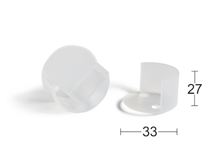 Två transparenta plastfästen med rundad form och två hål vardera, med måtten 27x33 mm.