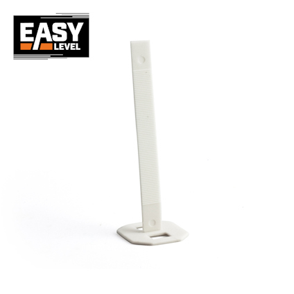 Vit plastnivåband på vit bakgrund med "EASY LEVEL" logotyp i övre vänstra hörnet.