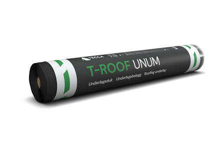 Svart rulle med grön text "T-ROOF UNUM"; etikett med text på flera språk.