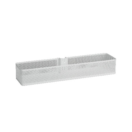 Vit avlång korg i meshmaterial med perforerad design och rundade hörn.