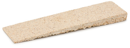 Rektangulär, beige träkil i spånmaterial mot vit bakgrund.