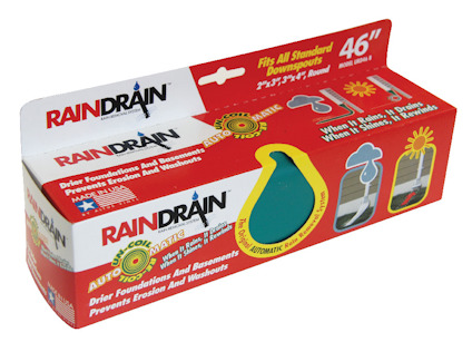 Förpackning med texten "RAIN DRAIN", illustrationer av ett blad, en dusch och en blomma, samt information om passform för stuprör.