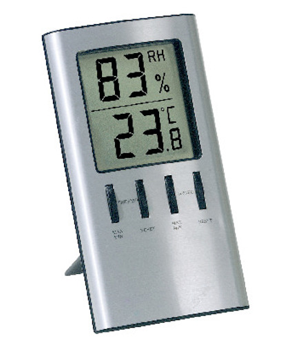Digital hygrometer i silver, visar 83% luftfuktighet och 23,8°C med tre knappar för inställningar.