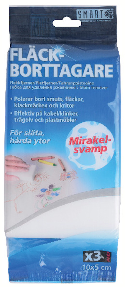 Förpackning med tre fläckborttagarsvampar, märkt med texten "FLÄCKBORTTAGARE" och "Mirakelsvamp".