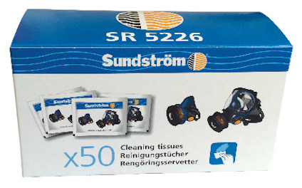 Förpackning med rengöringsservetter; märkt "SR 5226" och "Sundström" med bilder av skyddsmasker och servetter.