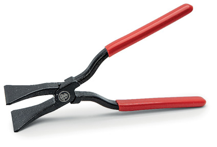 Tång med röda handtag och platt, svart gripyta.