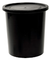 Svart plasttunna med lock, cylindrisk form och slät yta.