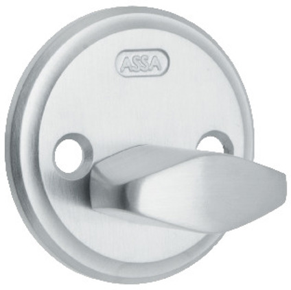 Rund silverfärgad vredplatta med två skruvhål och texten "ASSA".