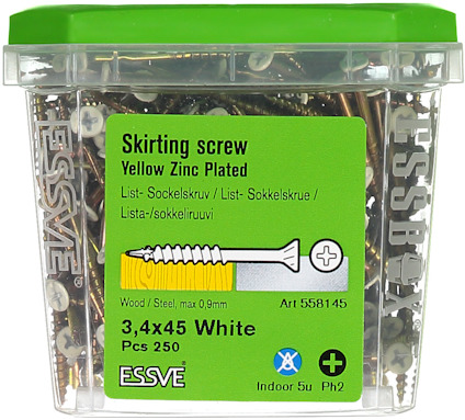 Plastburk med skruvar, etikett med text: "Skirting screw Yellow Zinc Plated, 3,4x45 White, Pcs 250, ESSVE".