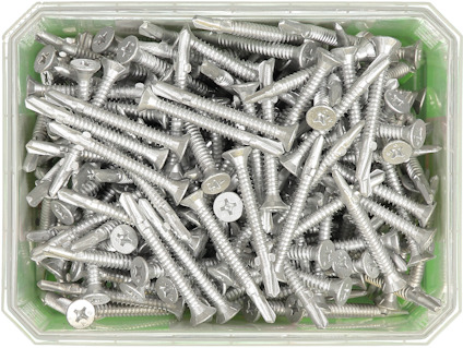 Fyrkantig låda fylld med silverfärgade stjärnskruvar.