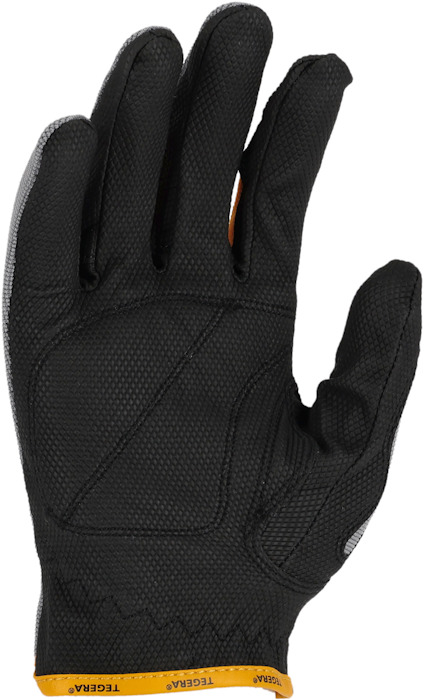 Svart arbetshandske med textur, sömmar och orange detaljer vid handleden.