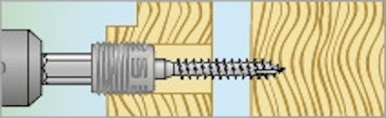 Skruvdragare med skruv som går in i träplanka.