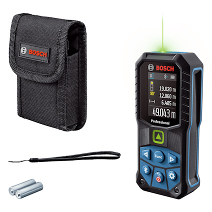 Bärbar Bosch distansmätare med display, medföljande fodral, handledsband och två batterier.