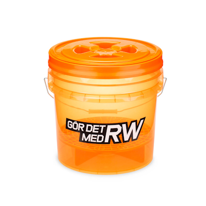 Orange hink med handtag och texten "GÖR DET MED RW".